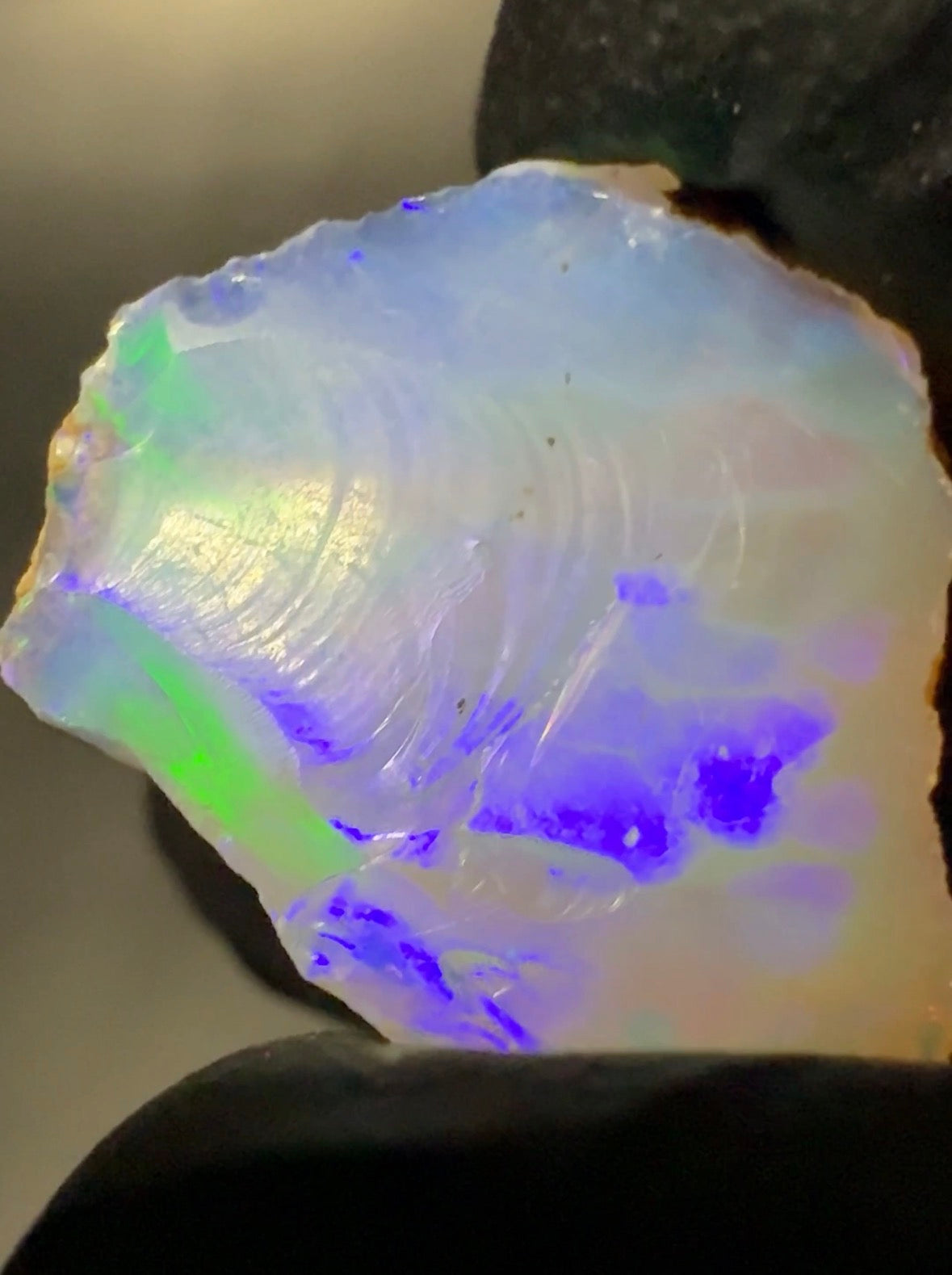 Ethiopian Rough Opal – 1.93 g Natural Welo Opal Raw Gemstone