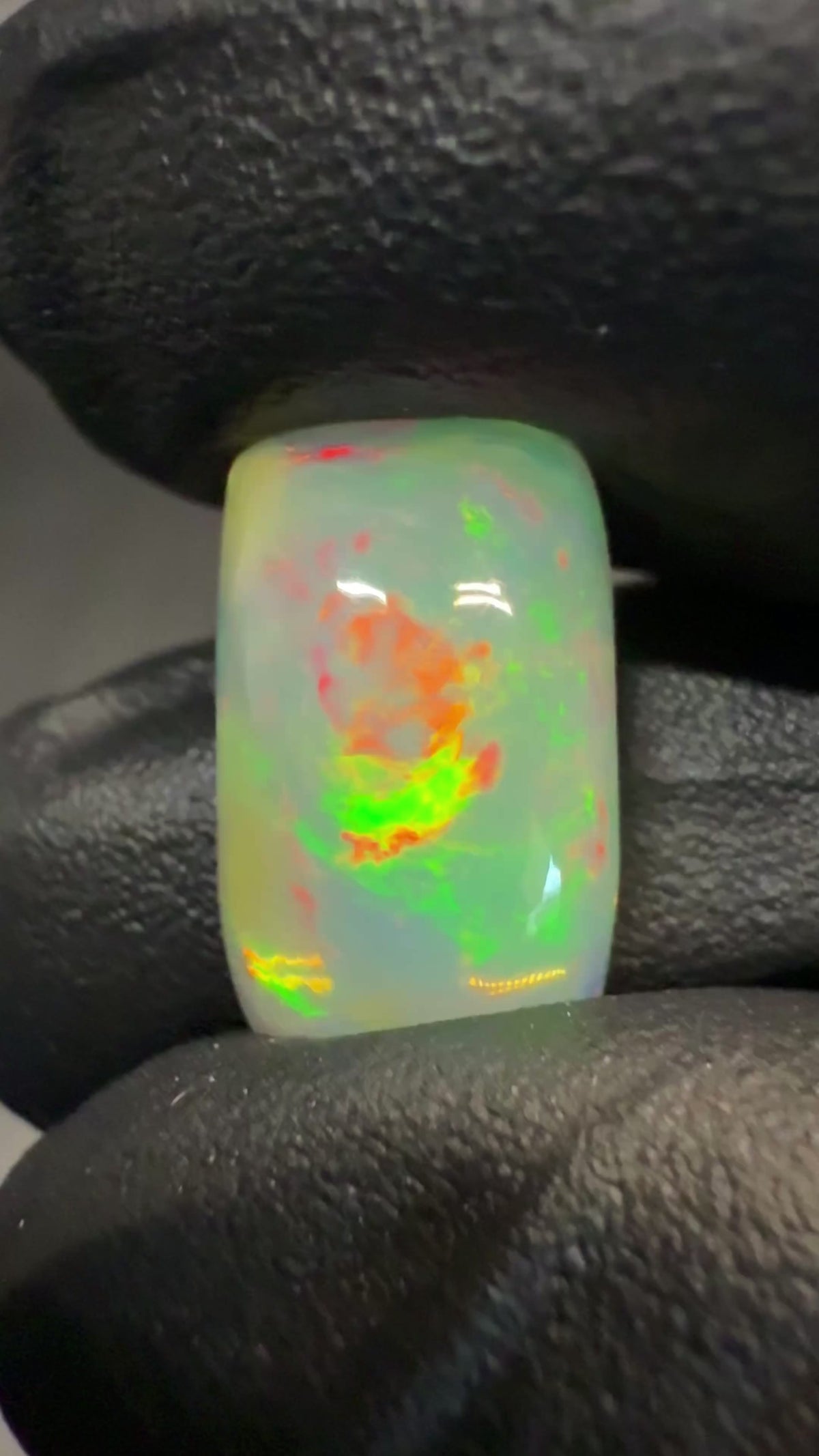 “Ethiopian opal barrel cabochon 4.50 ct natural gemstone”

“4.50 carat Ethiopian Welo opal cabochon barrel cut”

“Natural Ethiopian opal cabochon 13.10 × 8.90 × 6.00 mm”