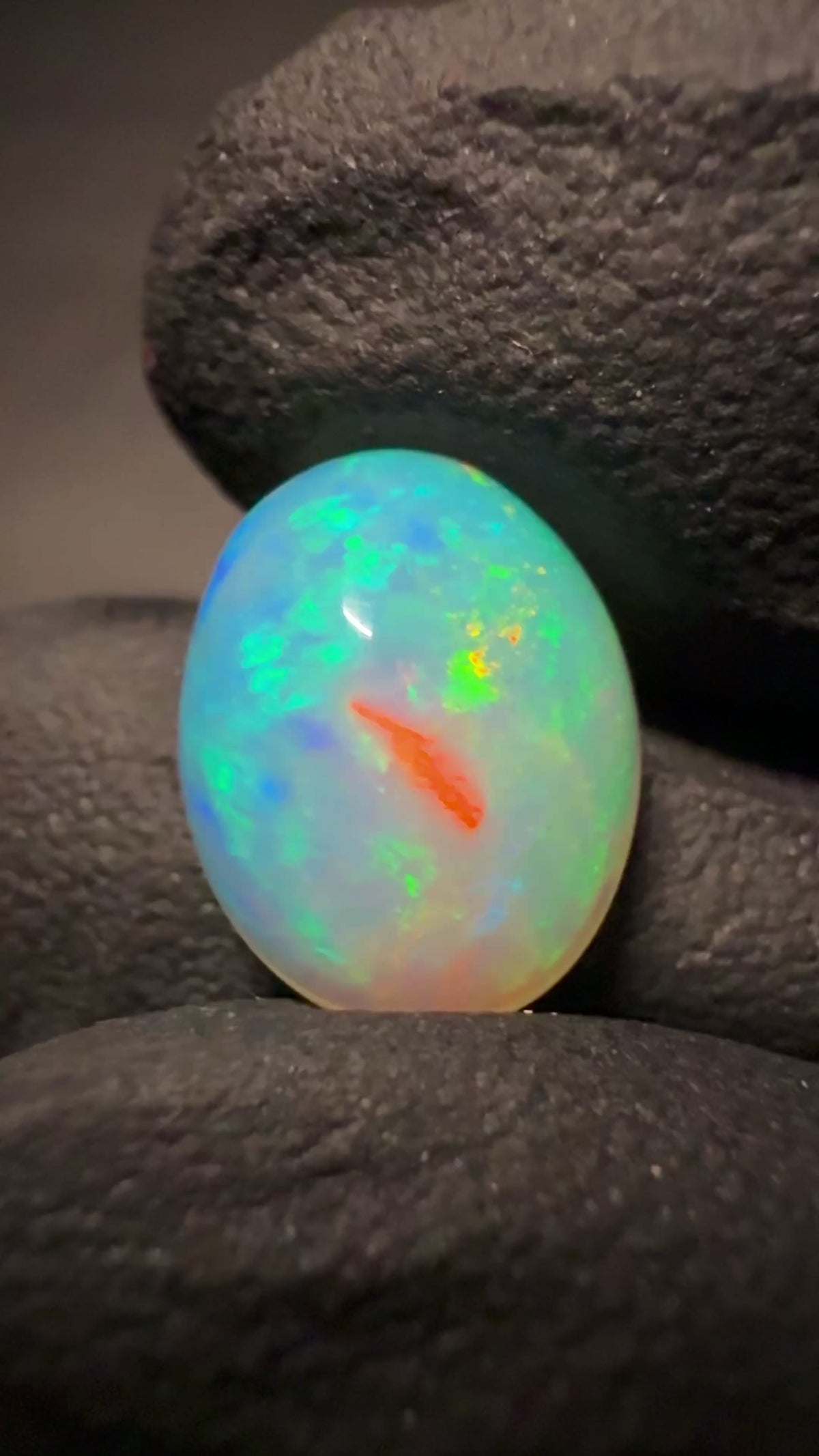 “Ethiopian opal oblong cabochon 3.30 ct natural gemstone”

“3.30 carat Ethiopian Welo opal cabochon oblong cut”

“Natural Ethiopian opal cabochon 12.90 × 9.40 × 6.10 mm”